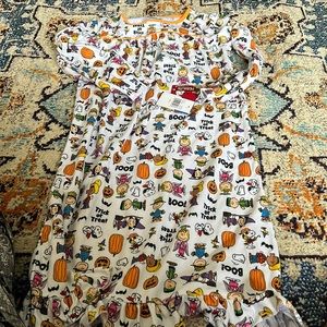 Peanuts Halloween Granny nightgown